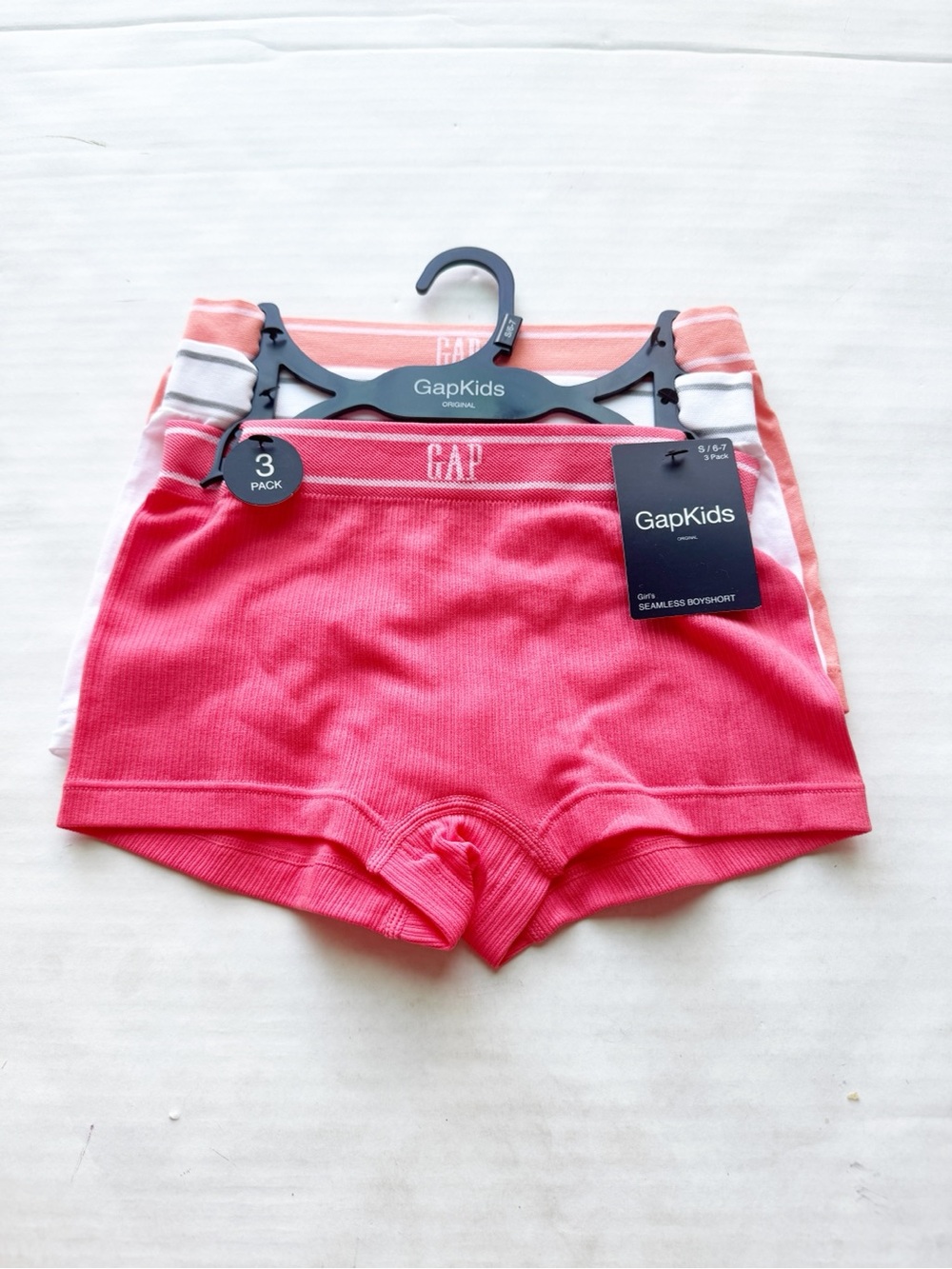GapKids Girl's New 3-Pack Seamless Boyshort Underwear in size S 6-7Y NWT - Picture 2 of 10